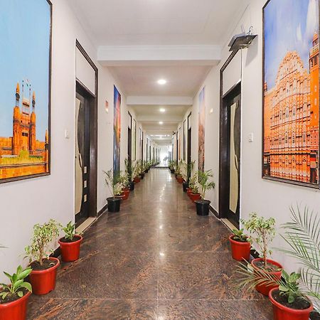 Fabhotel Rainbow Villa Near Igi Airport Нью-Дели Экстерьер фото