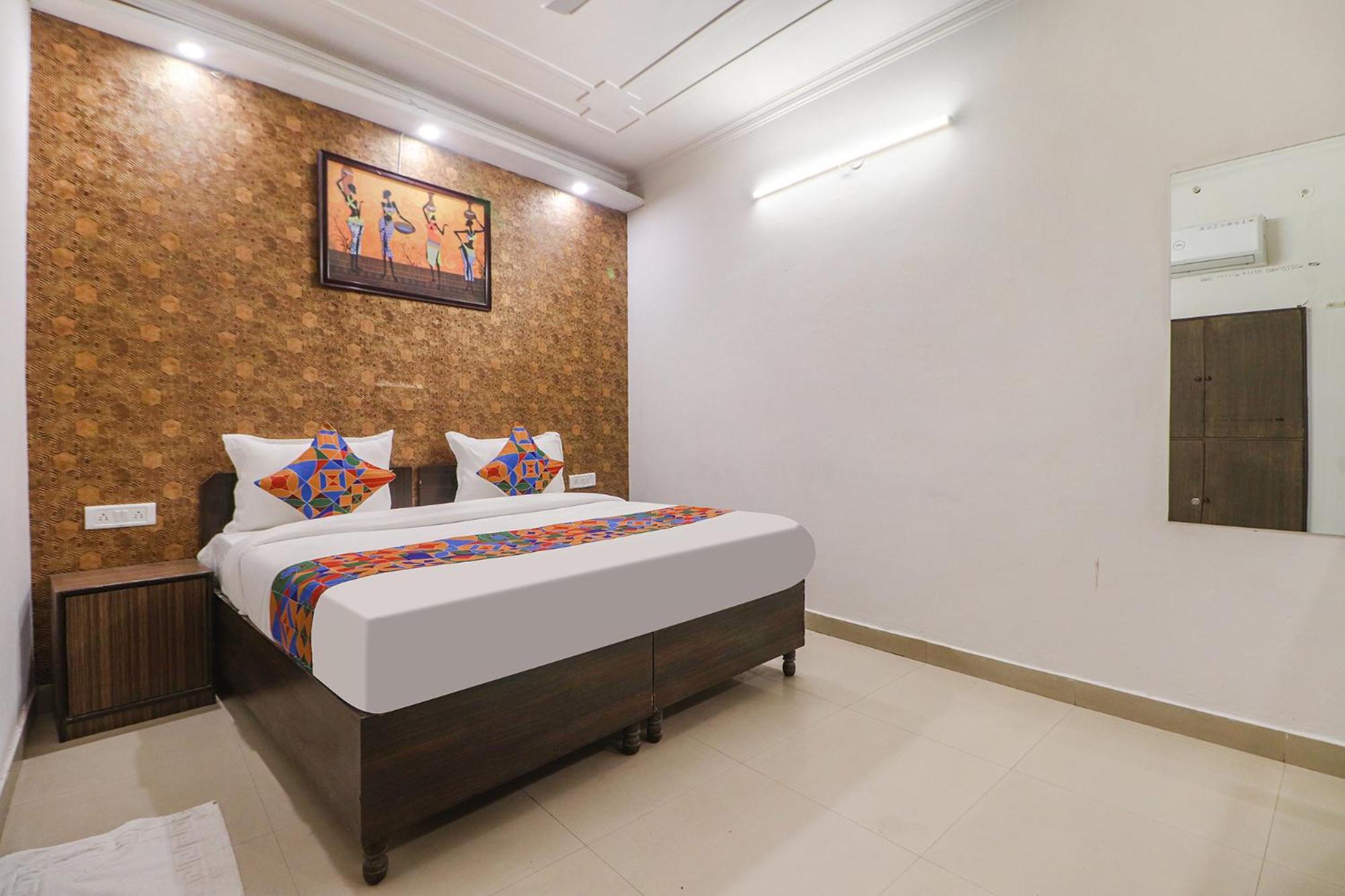 Fabhotel Rainbow Villa Near Igi Airport Нью-Дели Экстерьер фото