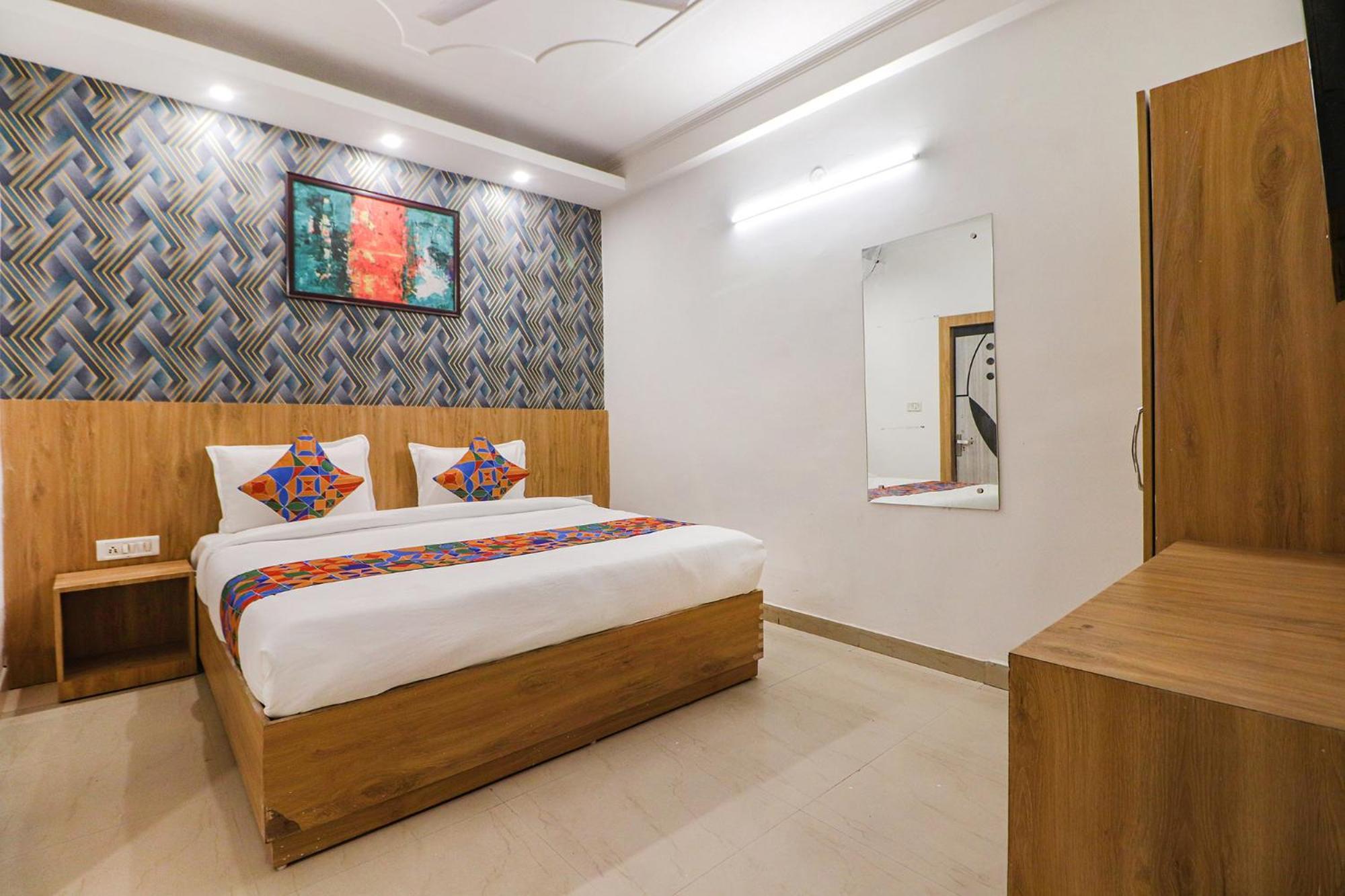 Fabhotel Rainbow Villa Near Igi Airport Нью-Дели Экстерьер фото