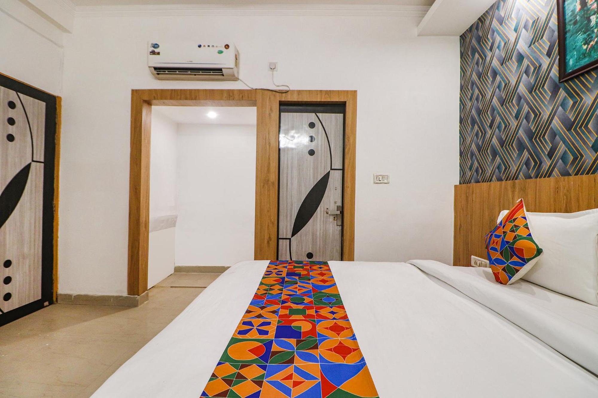 Fabhotel Rainbow Villa Near Igi Airport Нью-Дели Экстерьер фото