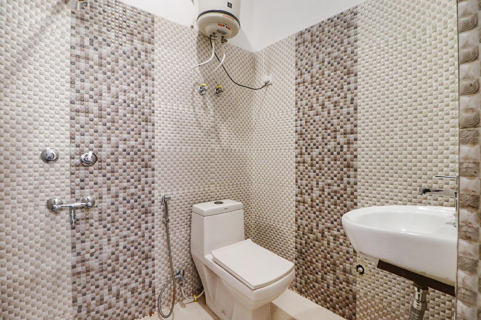 Fabhotel Rainbow Villa Near Igi Airport Нью-Дели Экстерьер фото