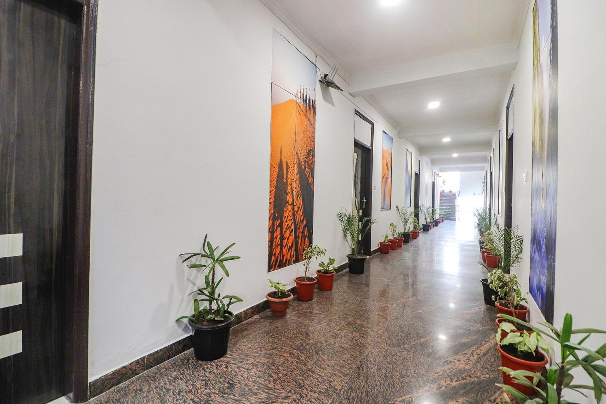 Fabhotel Rainbow Villa Near Igi Airport Нью-Дели Экстерьер фото