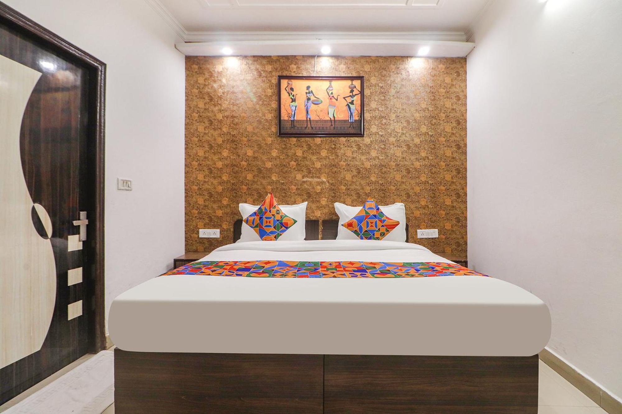 Fabhotel Rainbow Villa Near Igi Airport Нью-Дели Экстерьер фото